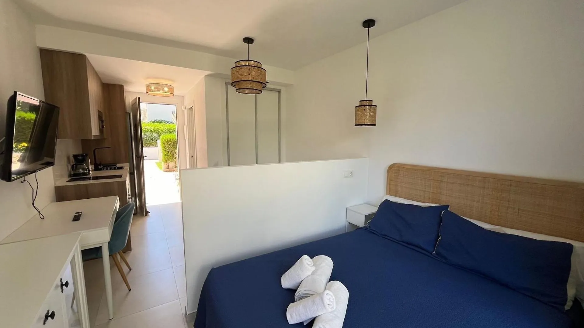 Estepona - Playa - Estudio Con Terraza Pa8 0*,  Spanje